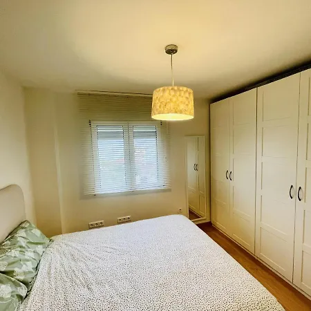 Elegante, Bonito, Buenas Vistas Y Cerca De La Nogalera Apartman *