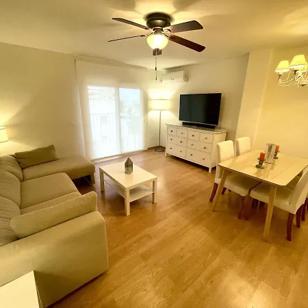 Elegante, Bonito, Buenas Vistas Y Cerca De La Nogalera Apartman *