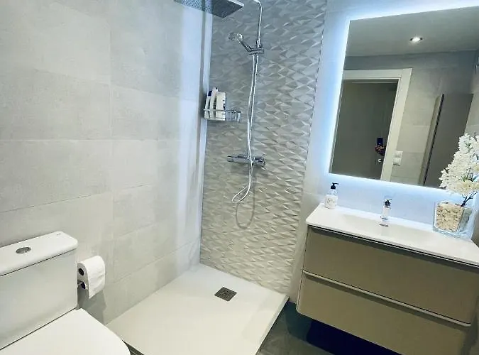 Апартаменты Elegante, Bonito, Buenas Vistas Y Cerca De La Nogalera Торремолинос